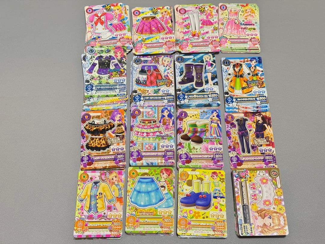 アイカツカード まとめ売り約350枚 バインダーセット