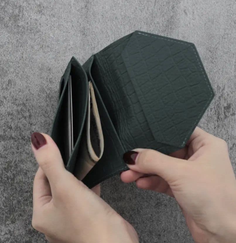 新品未使用☆chi wataミニ財布【シボ革】水色