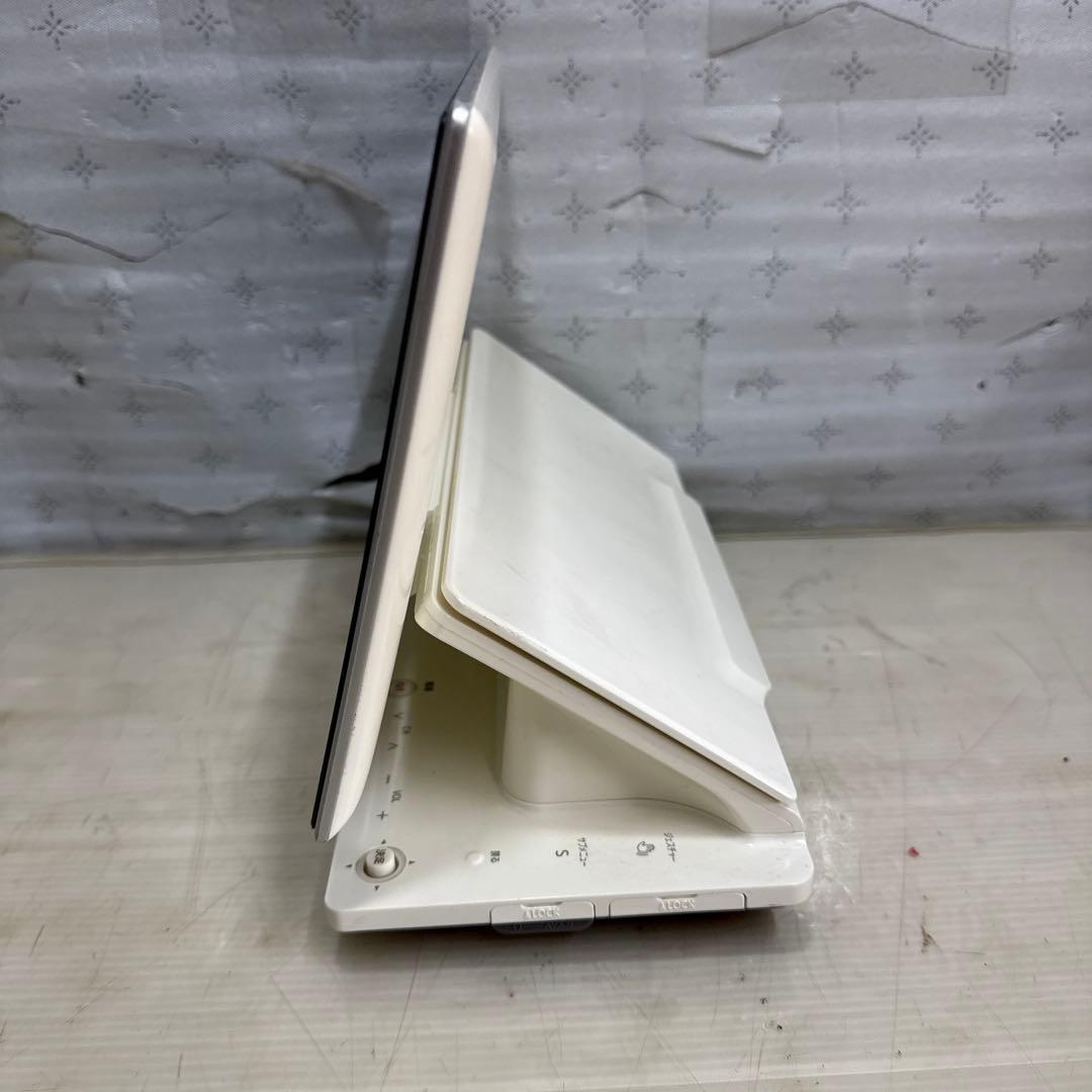 Panasonic DMP-HV200 ポータブル地上デジタルテレビ 10V型