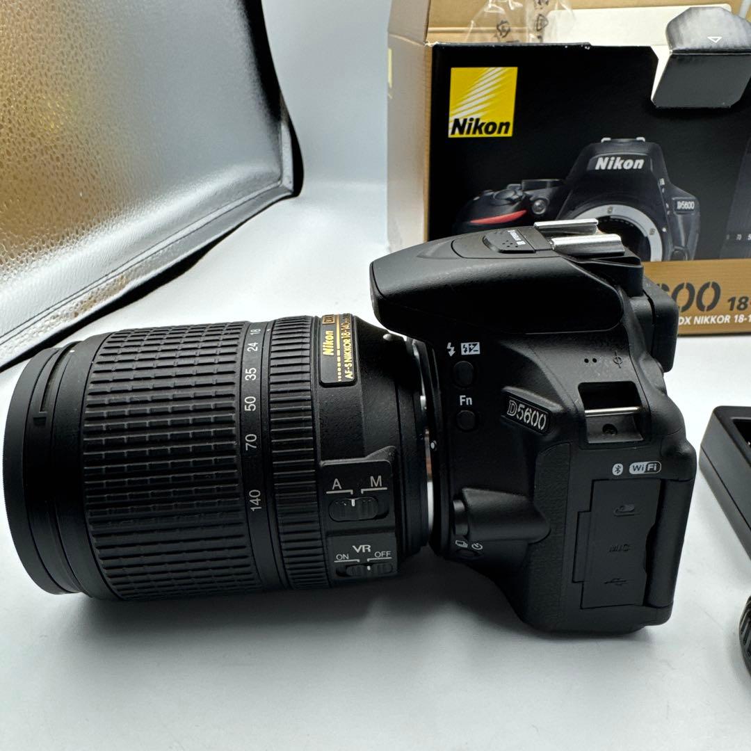 Nikon D5600 デジタル一眼レフカメラ 18-140mm VR
