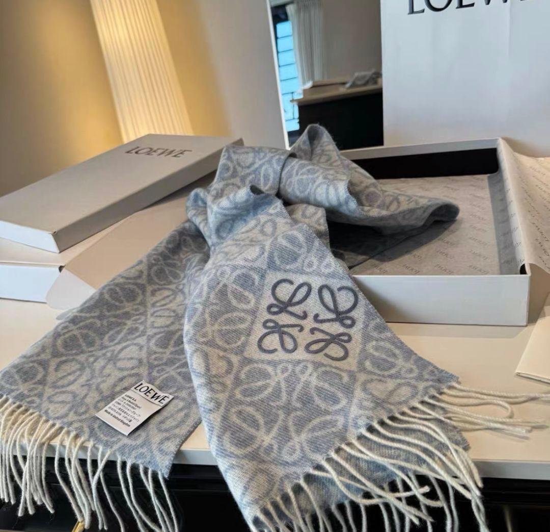 LOEWE ロエベ マフラー ブルー