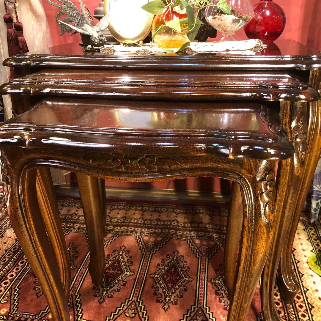 ヴィンテージ ブリティッシュ　アンティーク　３連　猫脚　ネストテーブル