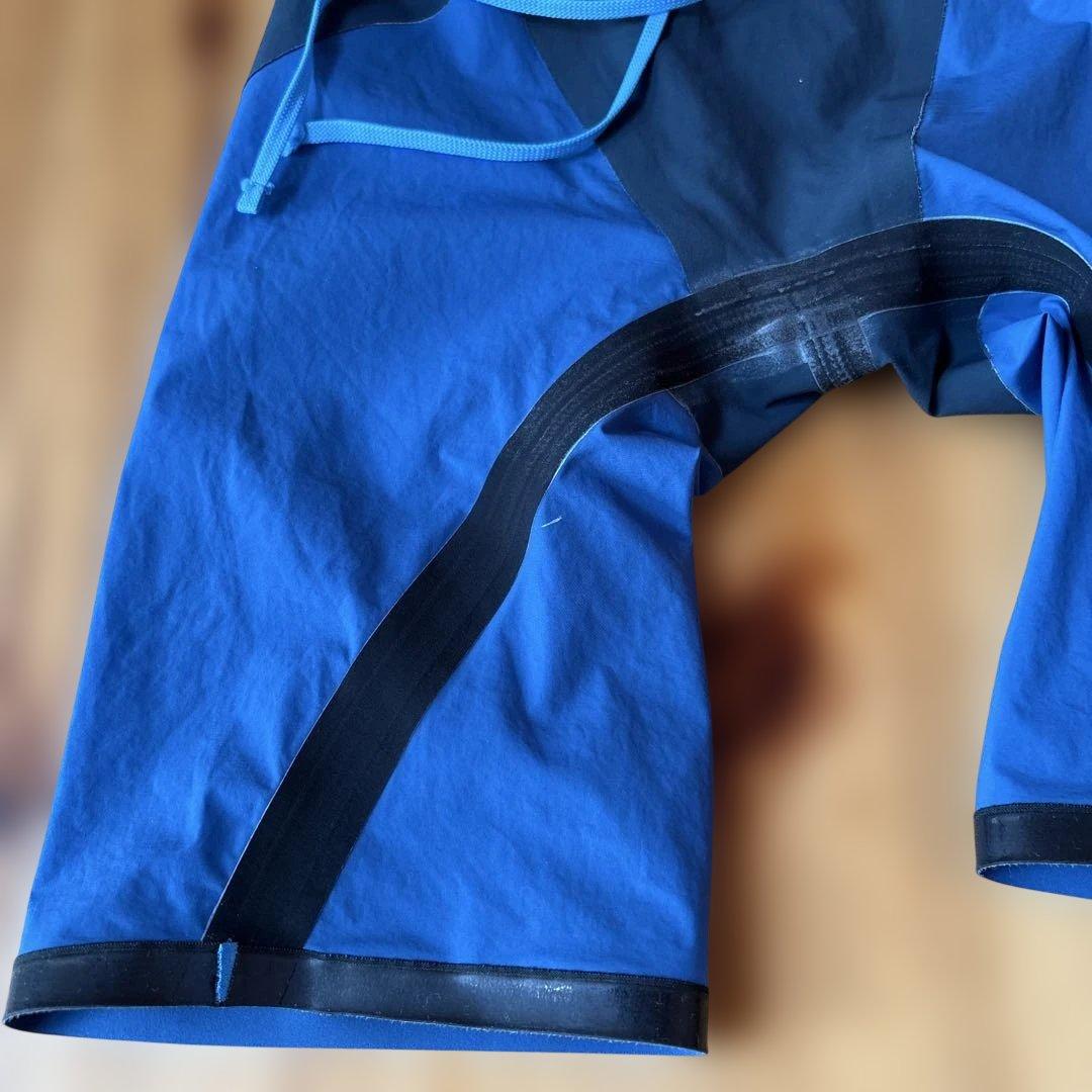 arena アクアフォースストーム MF 高速水着　大会水着　競泳水着Ｓサイズ