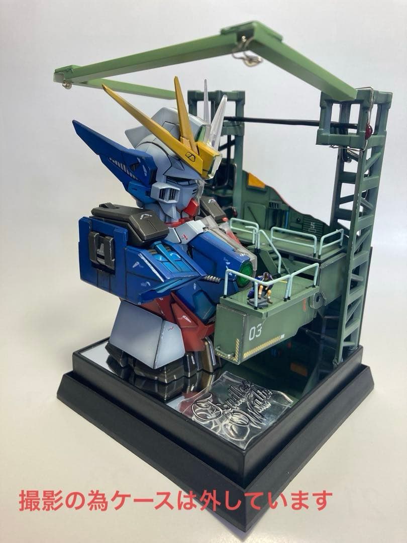 ガンダム Ｗ　EW メカニカルバスト　LED付き