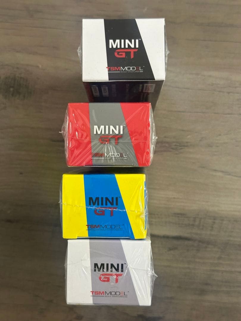 新品未開封！リバティーウォーク MINI GT 4台セット GT-R