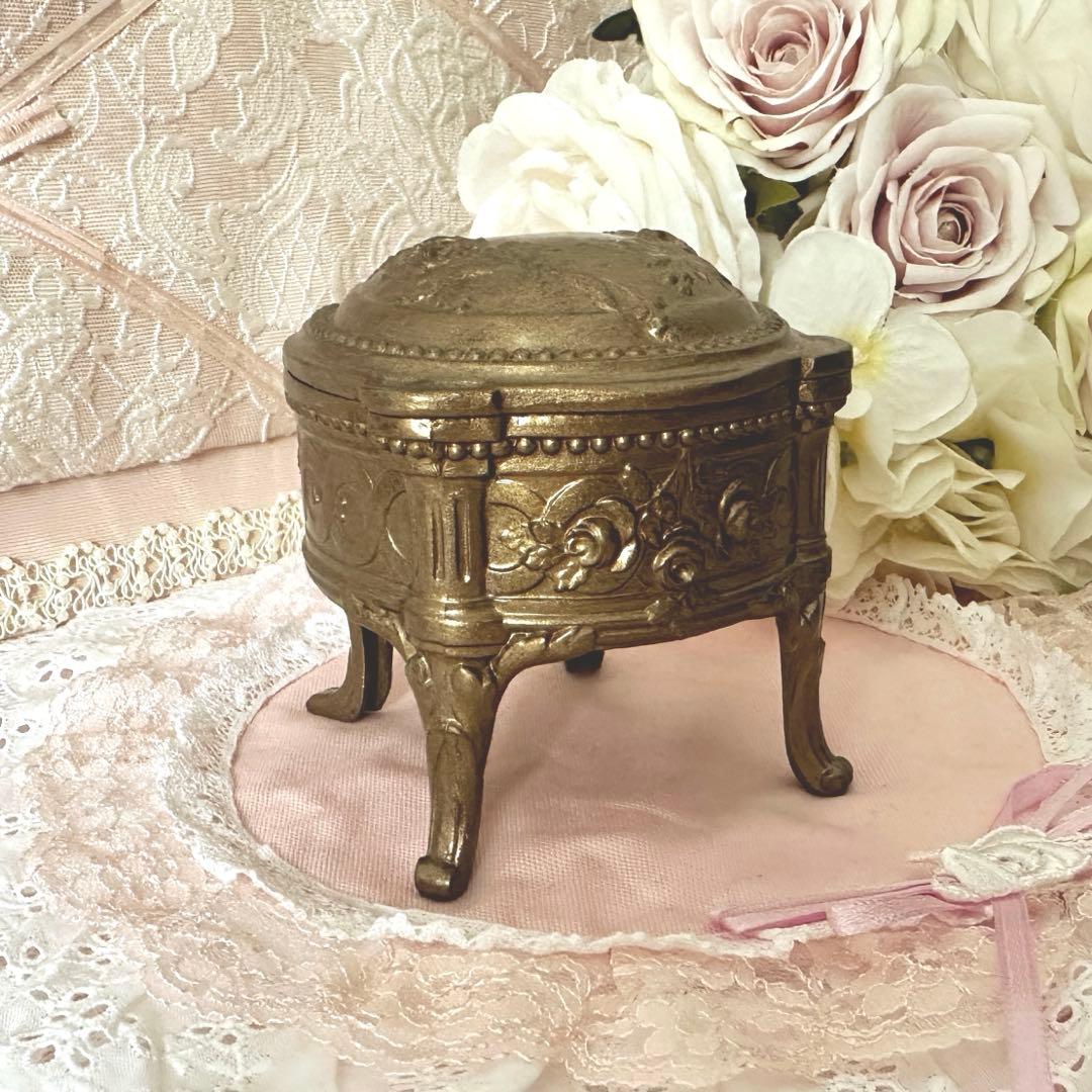 アンティーク ブロンズ製 薔薇モチーフジュエリーBOX