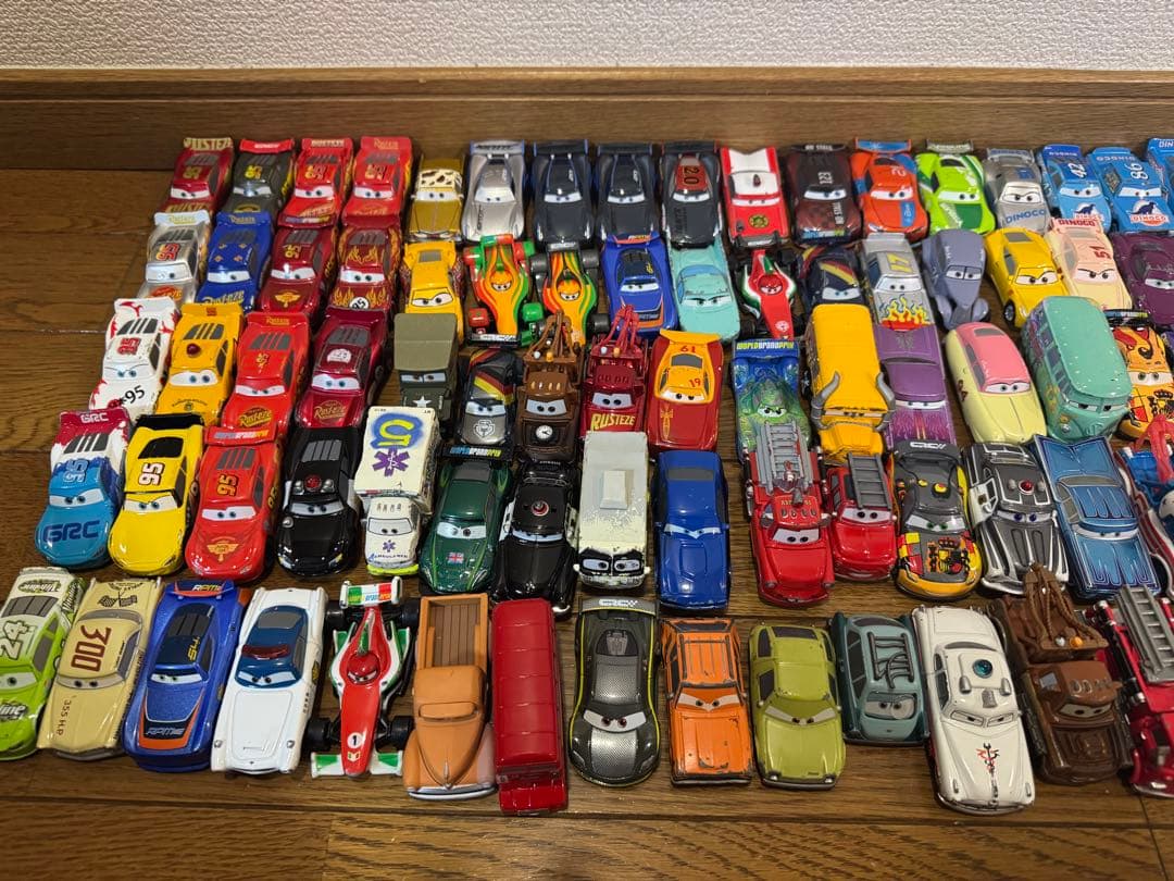 カーズ トミカ 100台セット