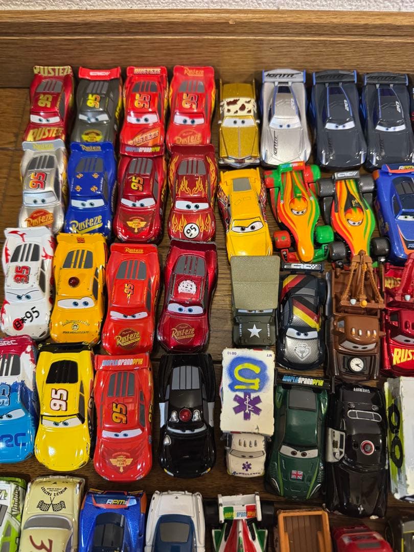 カーズ トミカ 100台セット