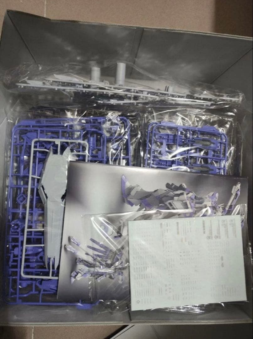 【海外製モデル】【新品未開封】Hi-νガンダム　MG メタル内部フレーム