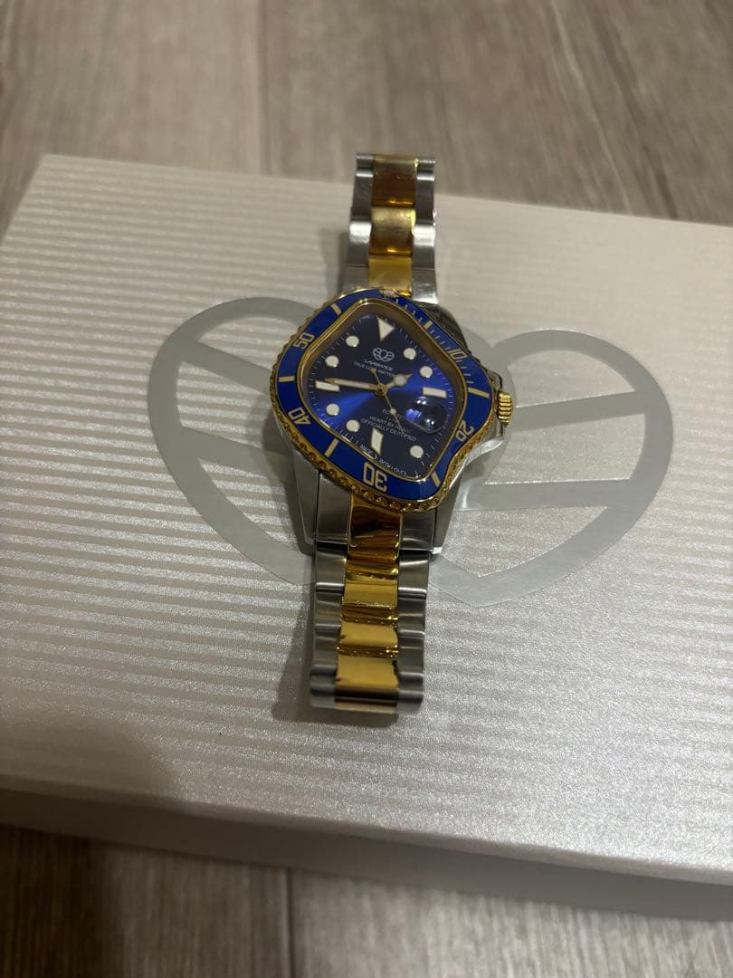 LAARVEE(ラーヴィー) ゴールド ブルー ダイバーズウォッチ