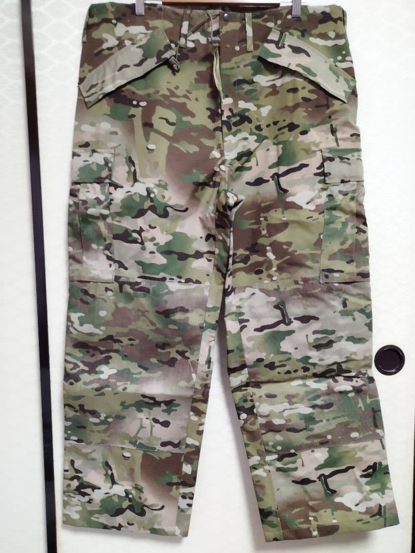 (4982)米軍放出ＡＰＥＣＳトラウザーマルチカム新品未使用　ゴアテックス