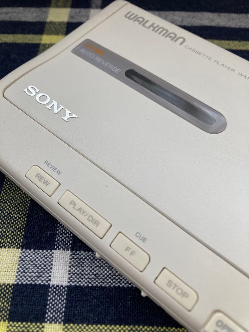 希少　SONY WALKMAN