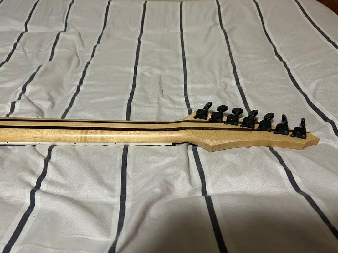 エレキギター S7G cobra JS7