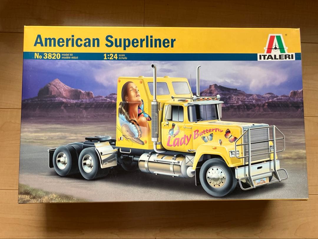 イタレリ 1/24 アメリカン スーパーライナー トラクターヘッド プラモデル