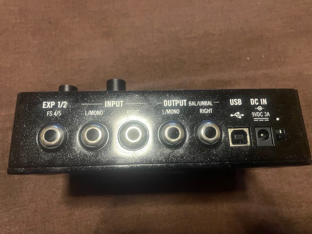 マルチエフェクター　LINE6 HX STOMP