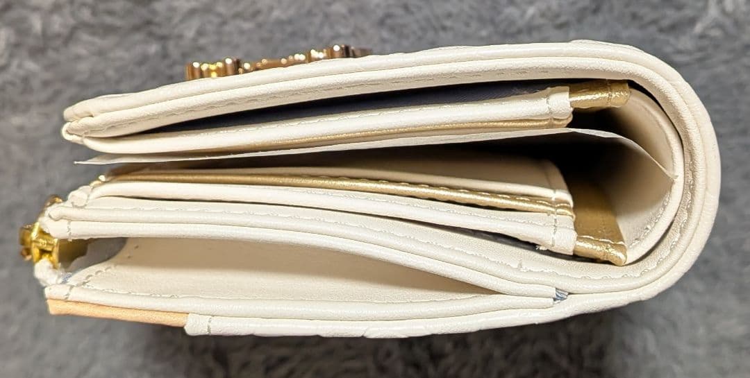 ジョジョの奇妙な冒険　ダイヤモンドは砕けない×SAMANTHA VEGA　折財布