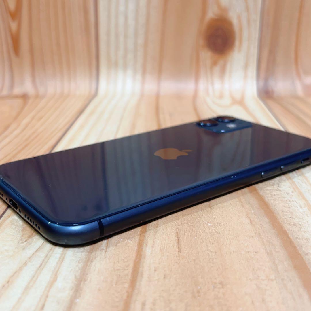 SIMフリー 本体 iPhone 11 64 GB 554 ブラック 電池交換済