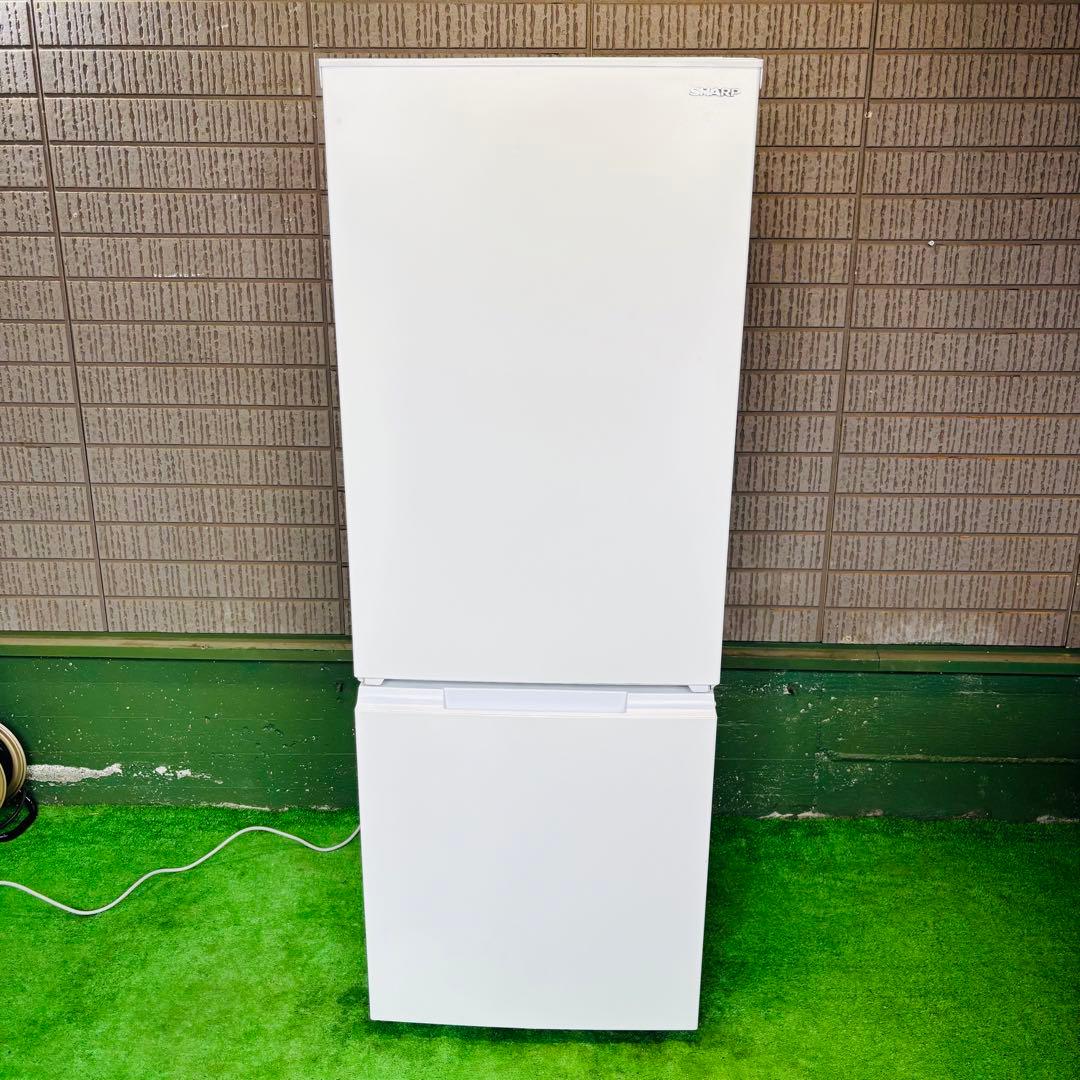24年製 179L 冷蔵庫 大きめ 人気モデル SHARP【地域限定配送無料】