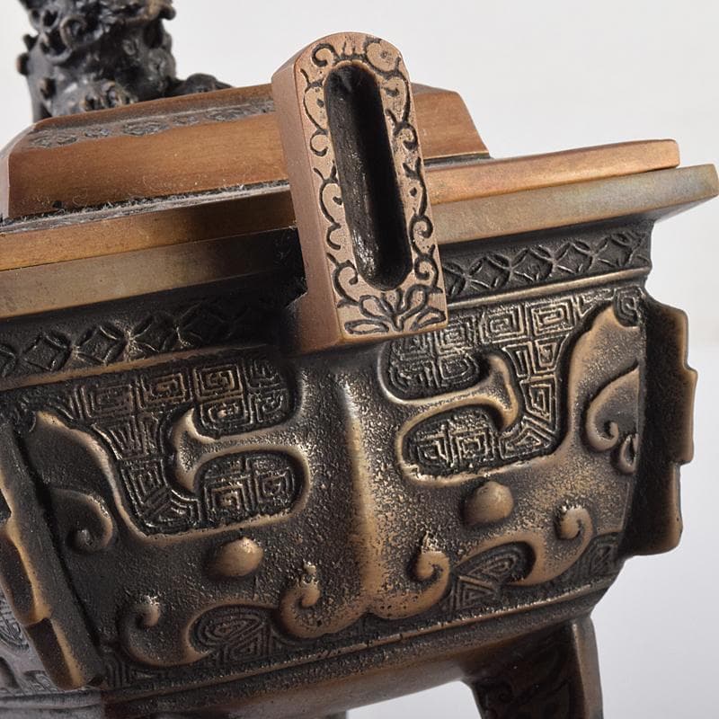 高岡銅器　米田陵山作　鋳銅　獅子摘　四方香炉　鼎　M　R7650