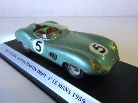 特価 Starter (1/43) アストンマーチン DBR1