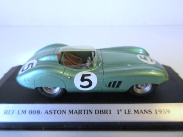 特価 Starter (1/43) アストンマーチン DBR1