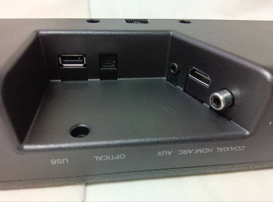 ハイセンス 2.1ch サウンドバー　スピーカー　HS214　シアターサウンド