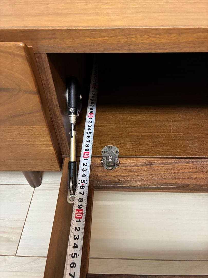 ウォールナット　木製テレビ台 引き出し付き