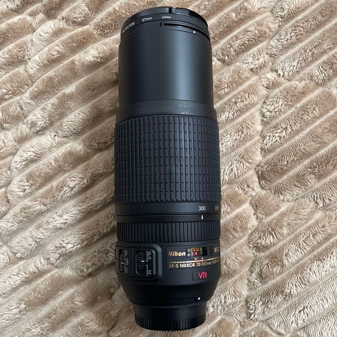 ニコンNikon AF-S NIKKOR 70-300mm VR