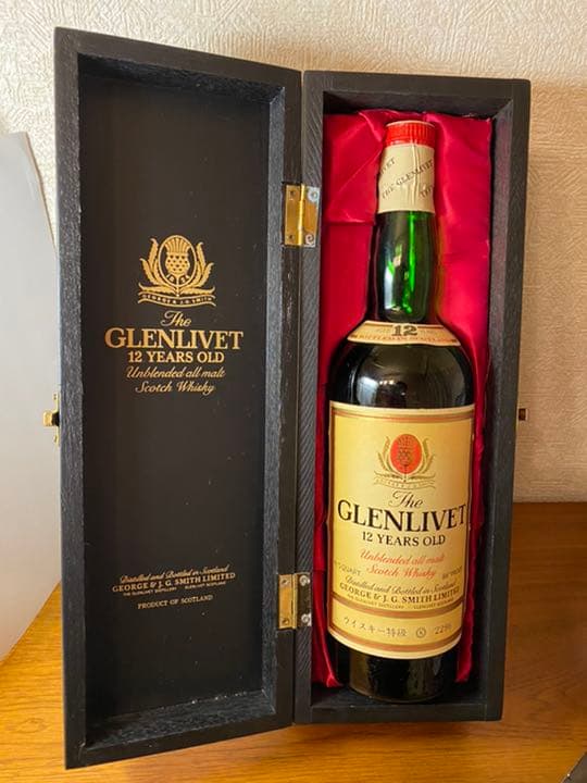 【希少木箱入り】グレンリベット12年古酒 【当時のパンフレットも残っています】