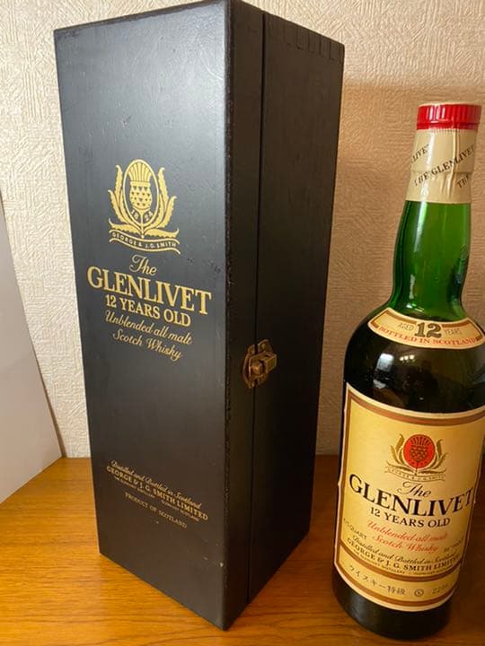【希少木箱入り】グレンリベット12年古酒 【当時のパンフレットも残っています】