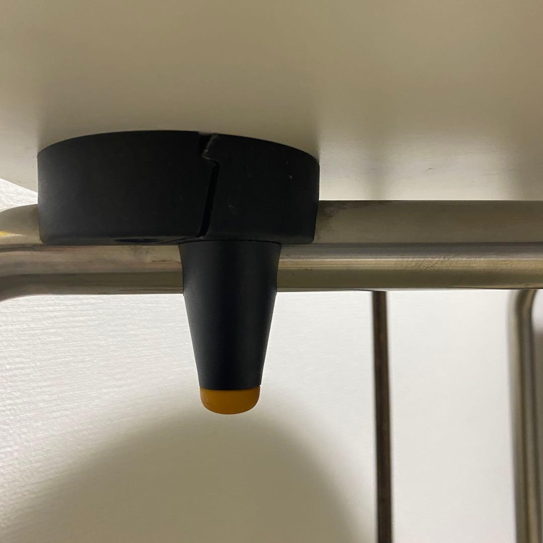 ダイニングテーブル Vitra Standards Tables