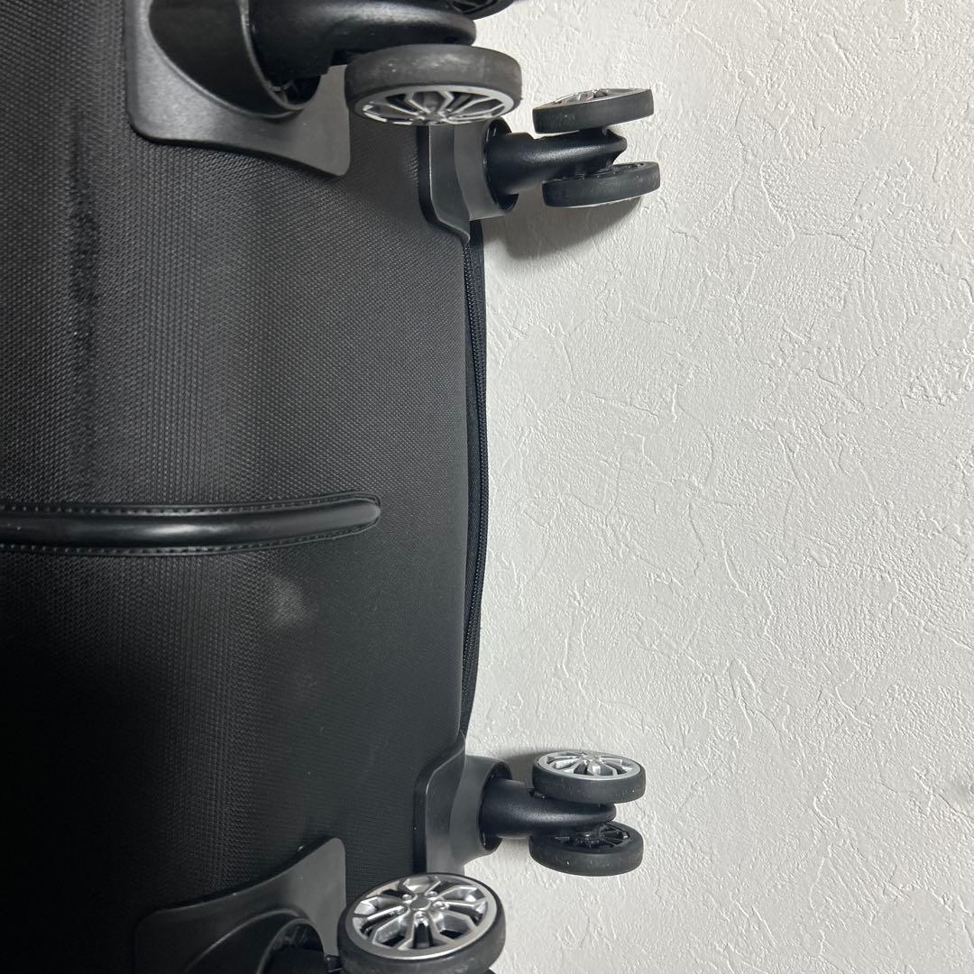 Samsonite 機内持ち込み　スーツケース