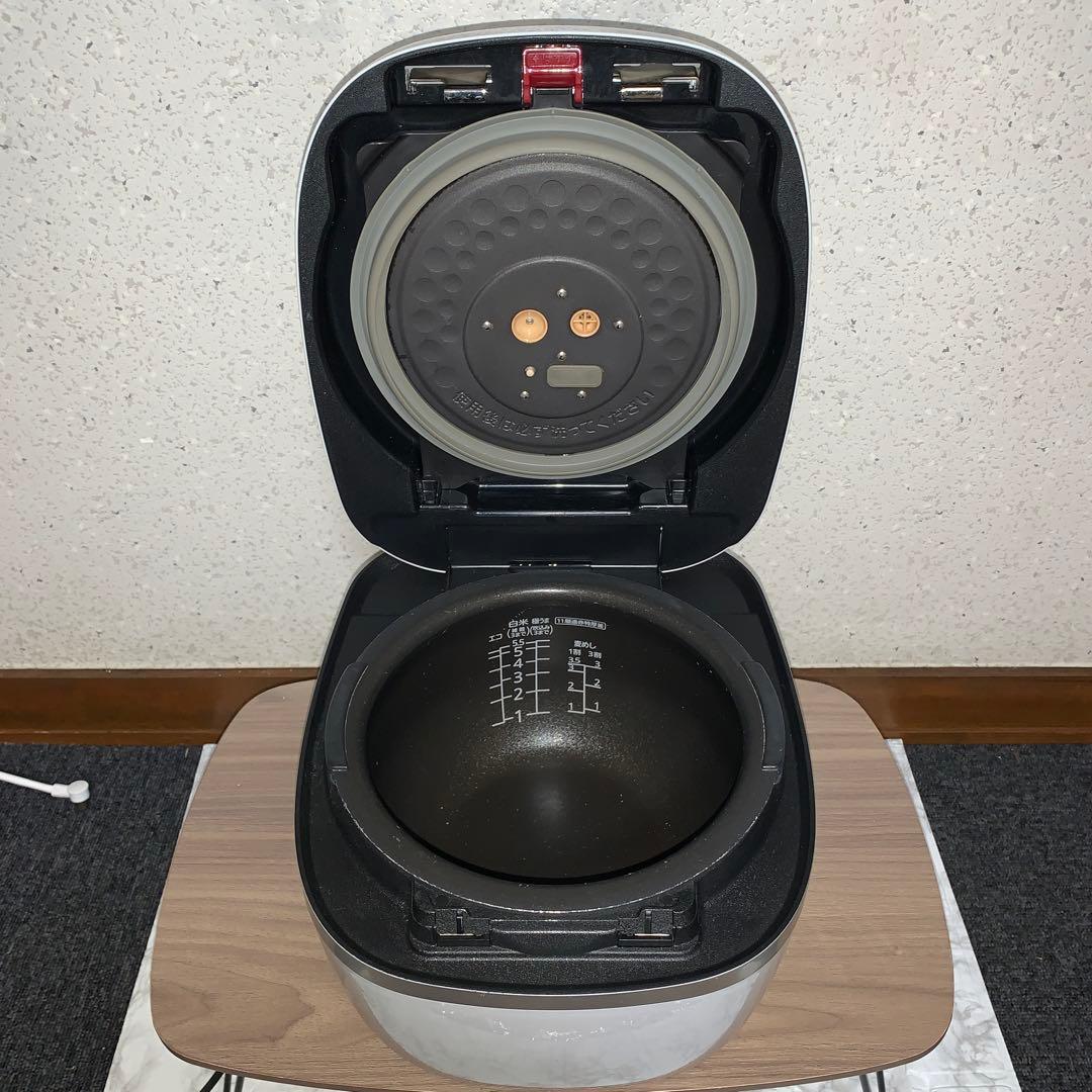 【2019年製】タイガー圧力IH炊飯ジャー　JPC-A10J 電源コード難アリ