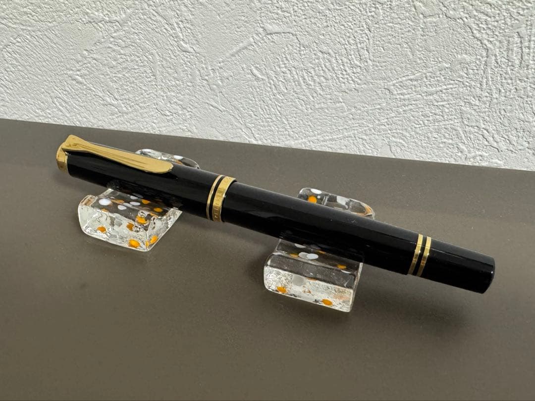 ペリカン万年筆 スベレーン M400 ブラック×ゴールド14金F字