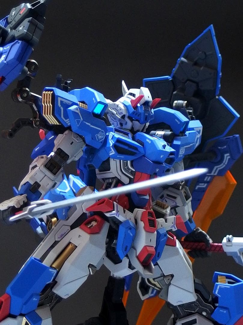 あ*ら様 HiPlay 1/100 EDDAS ヴァルキリー塗装済完成品 海外製