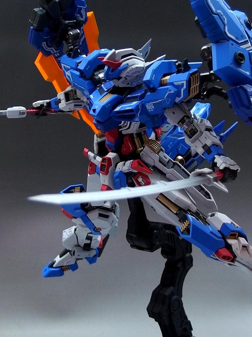 あ*ら様 HiPlay 1/100 EDDAS ヴァルキリー塗装済完成品 海外製