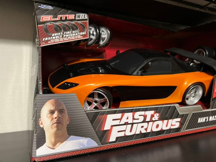 【日本未発売】ワイルドスピード RX-7 1/10 RC