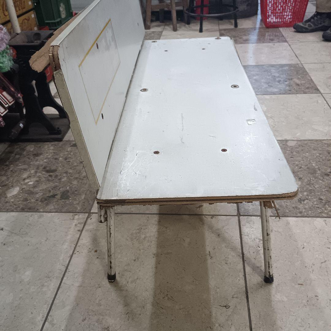 ４３００）小学館　小学一年生　ベンチ　店頭設置品？