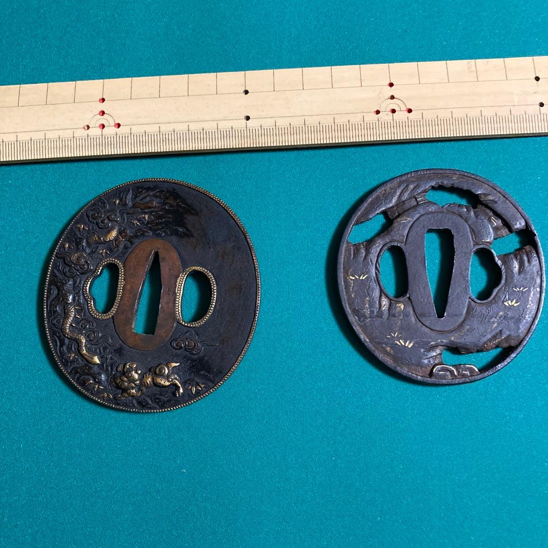 刀の鍔　鍔　鐔　刀　刀装具　武具【kurokunn】H