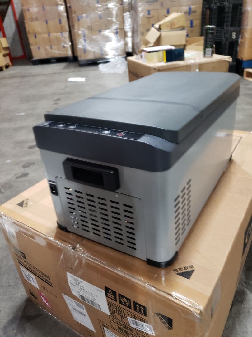 静音設計 クーラーボックス 12V/24V/AC対応