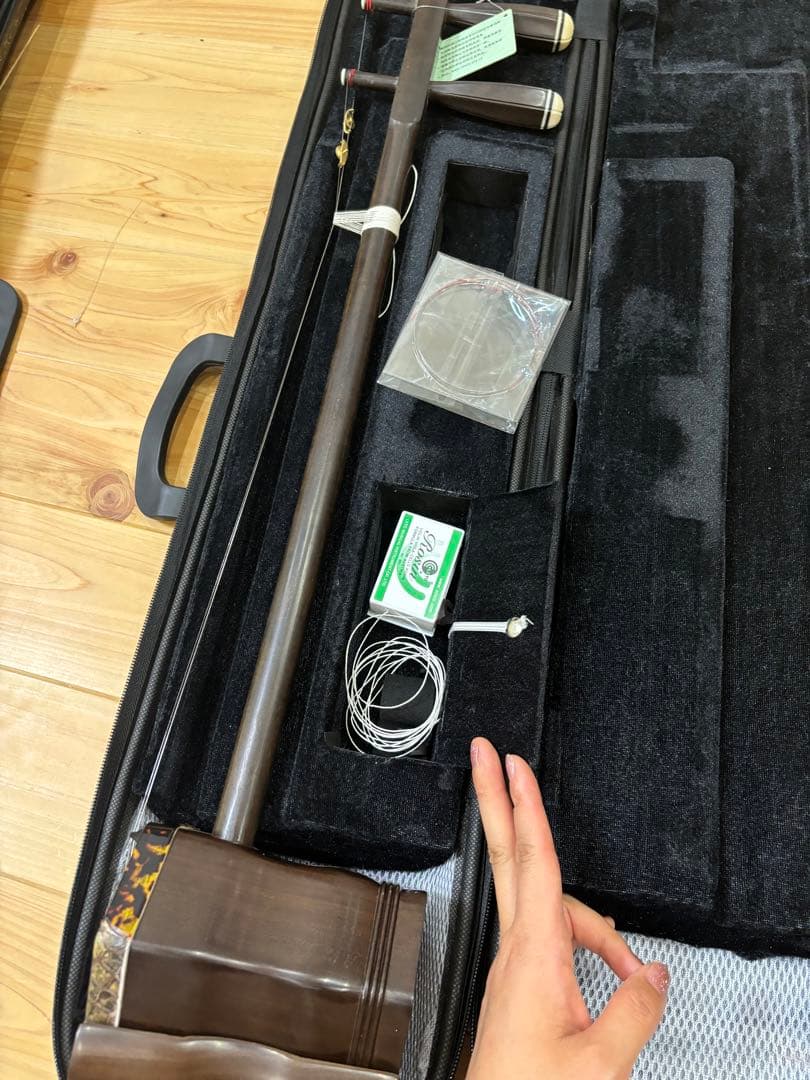 高級二胡 紅木精品　新品未使用　錦蛇皮のタグ付き