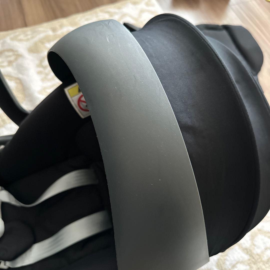 【再値下げ】サイベックス クラウドZ ベビーシートブラック　YOYOアダプター付