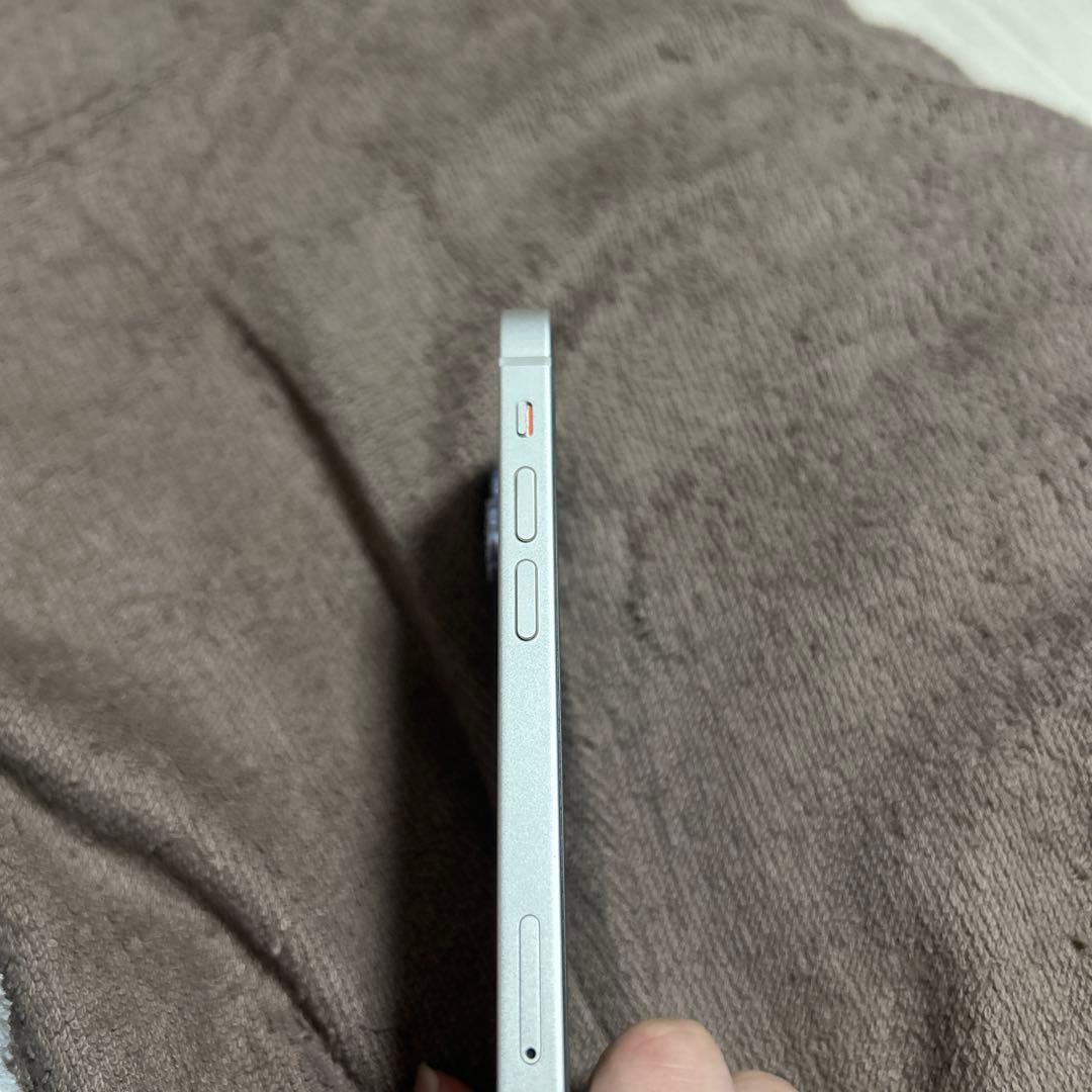 Apple iPhone 13 mini 本体 ホワイト simフリー