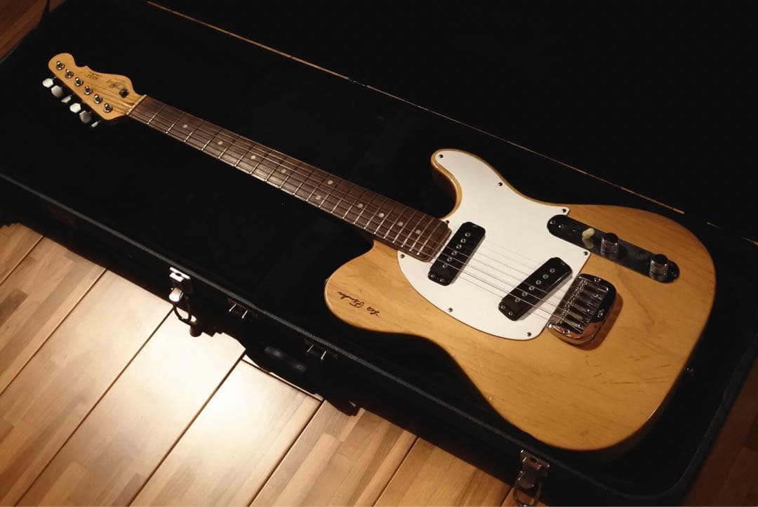 今月末まで限定価格　G&L USA ASAT Signature Natural