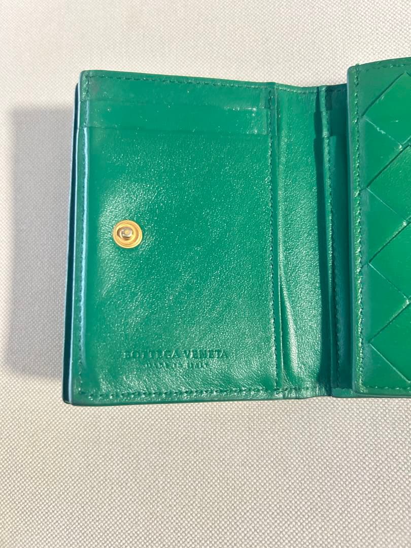 BOTTEGA VENETA折り財布 緑