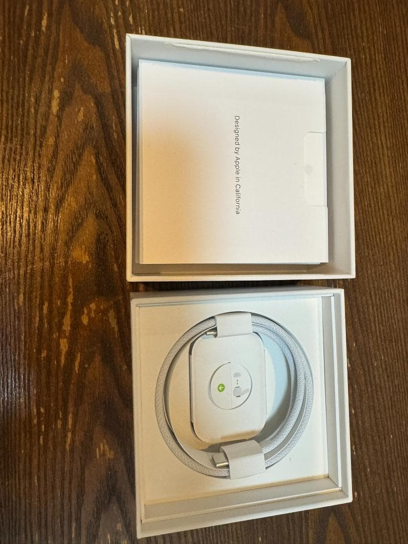 左耳のみAirPods Pro 第2世代 ケース＋左耳 付属品新品Apple純正