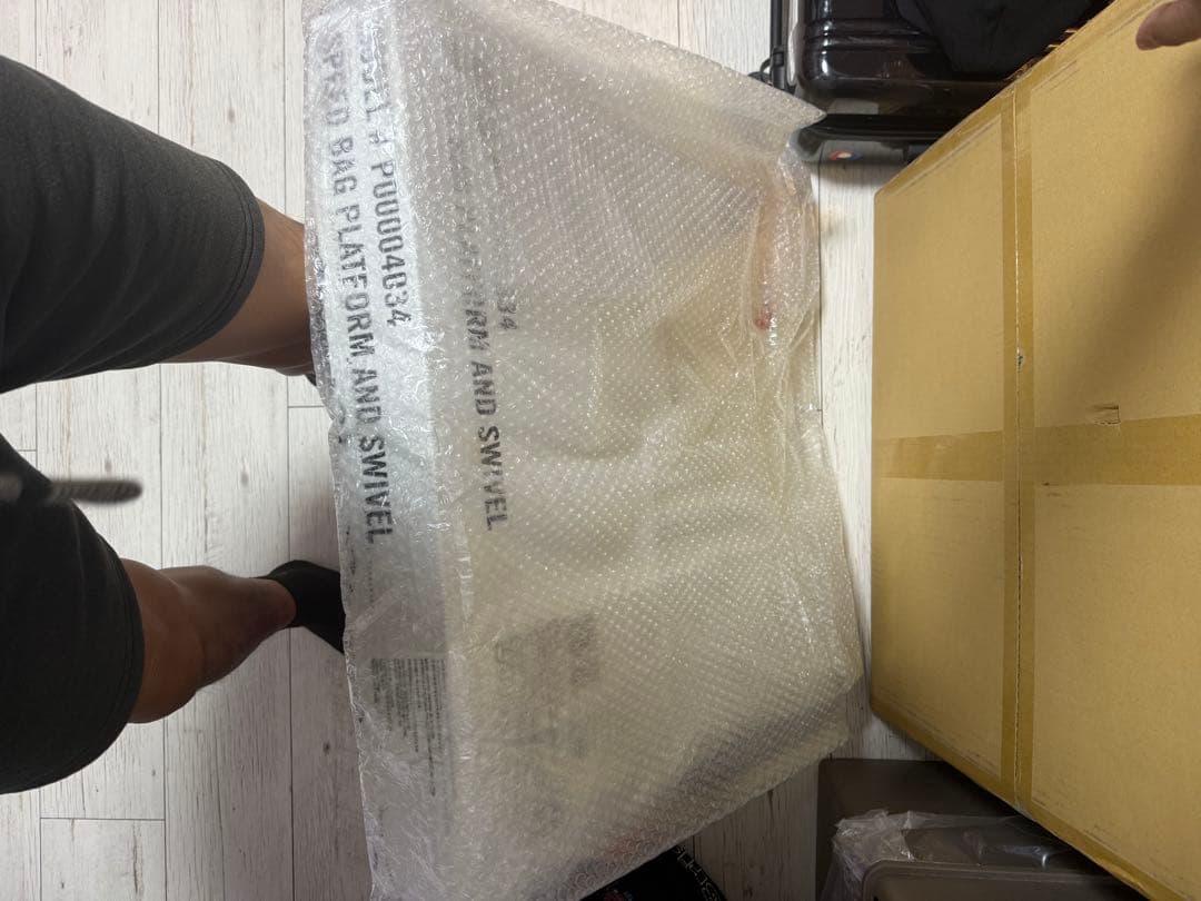 A*G様 Supreme x Everlast Speed Bag + Plat