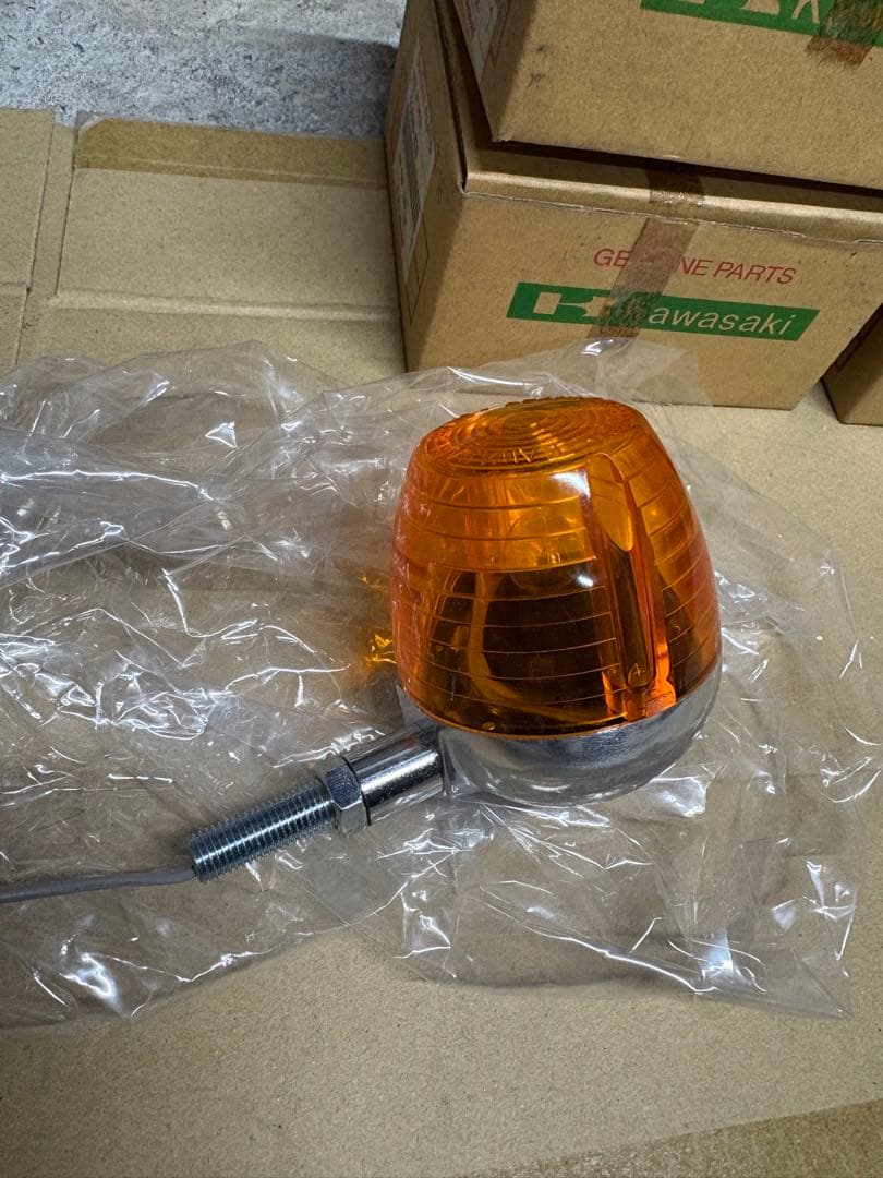Kawasaki w1s 500ss タマゴ　ウィンカー