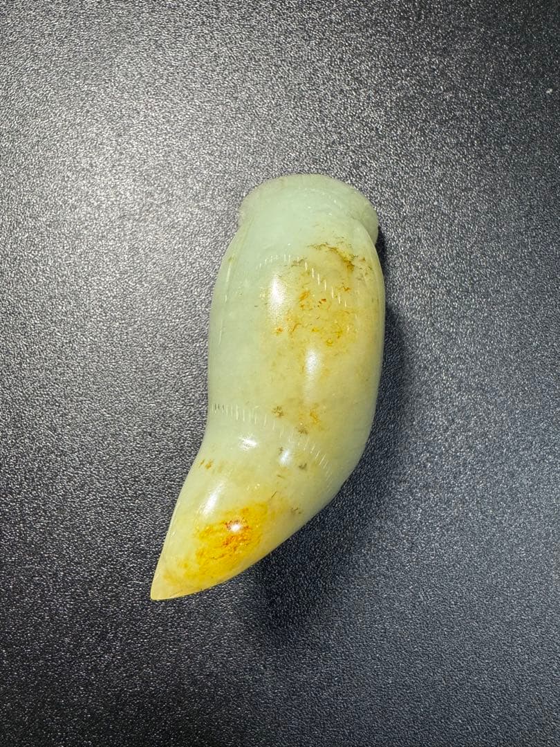 鳥漢時代 和田玉 紋彫り件 時代物 中国古美術 本玉 置物 古玩 旧家蔵出し