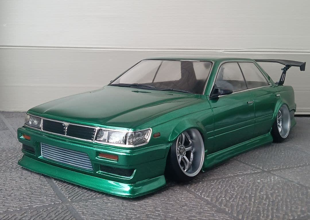 ラジコンボディ　パンドラC33ローレルボディ